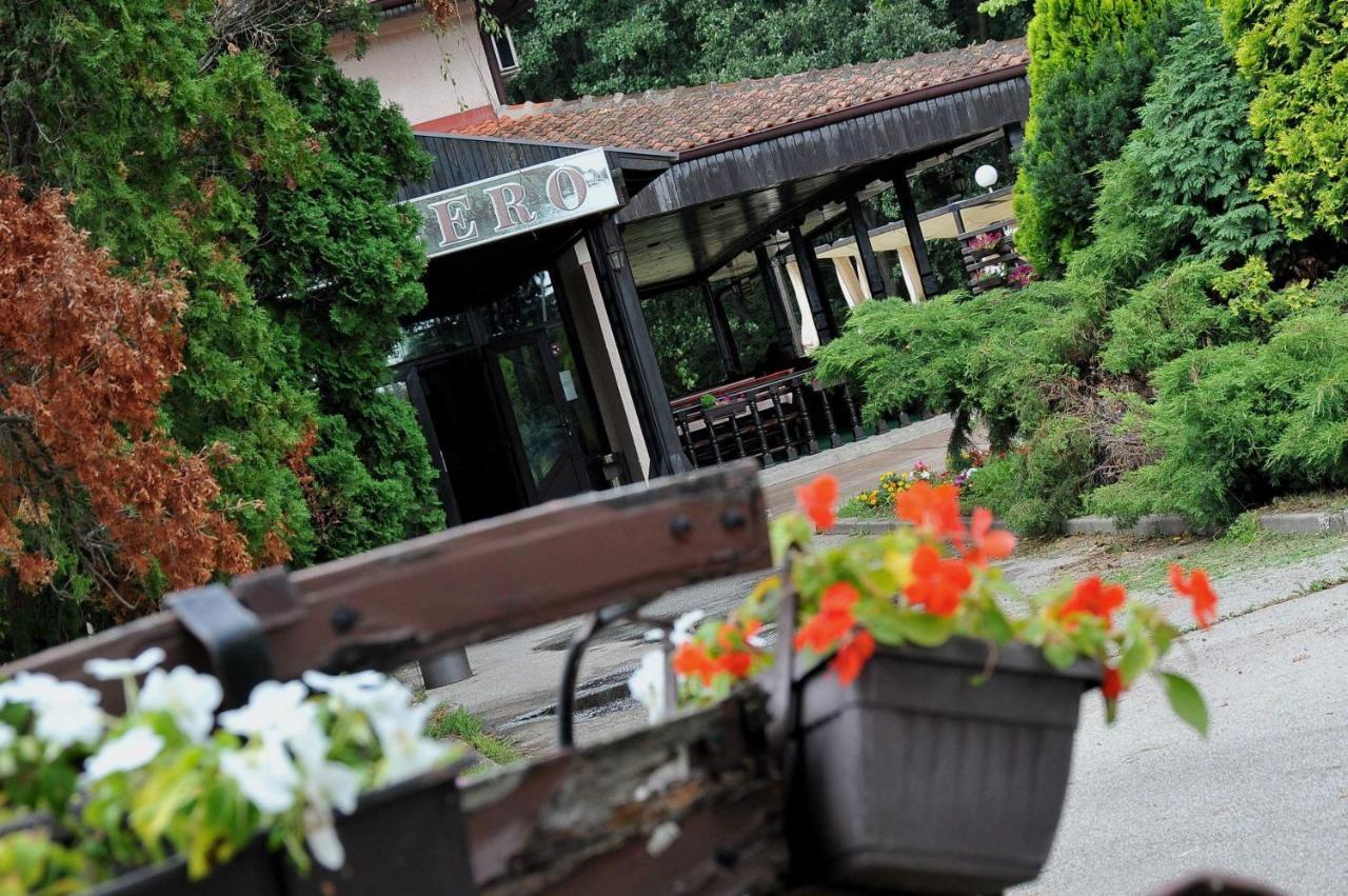 Jezero Kudrec Hotel Smederevska Palanka Exterior photo